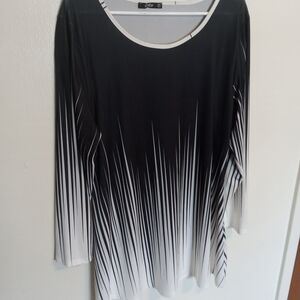 Lily By Firmiana Black and White Ombre Long Sleeve Top Sz 1XL